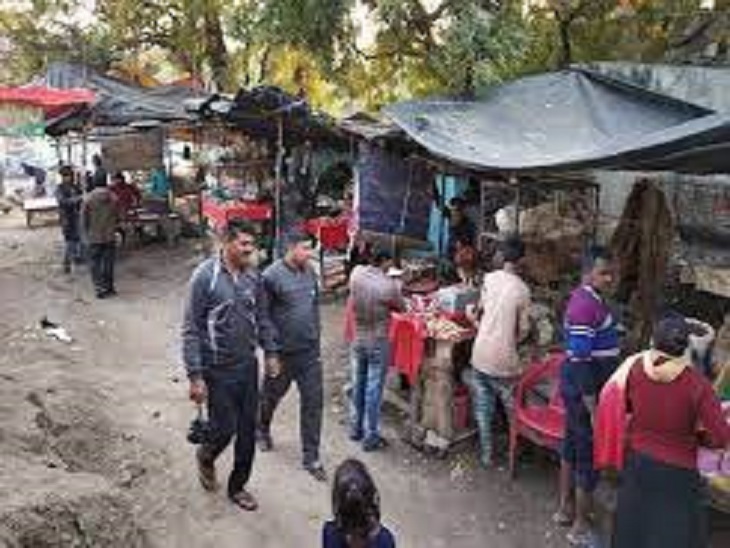 लखनऊ में धार्मिक स्थलों के…