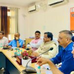 बिजली कटौती पर व्यापारियों का फूटा गुस्सा, मंत्री राकेश गर्ग ने दिए सख़्त निर्देश