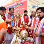 हाजीपुर चौहट्टा में नवीन आवासीय गौवंश चिकित्सा केंद्र का शिलान्यास, डिप्टी सीएम ने दिया 1 लाख का दान