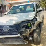सिद्धार्थनगर में विधायक सैय्यदा खातून की गाड़ी से हादसा, दो बाइक सवार घायल