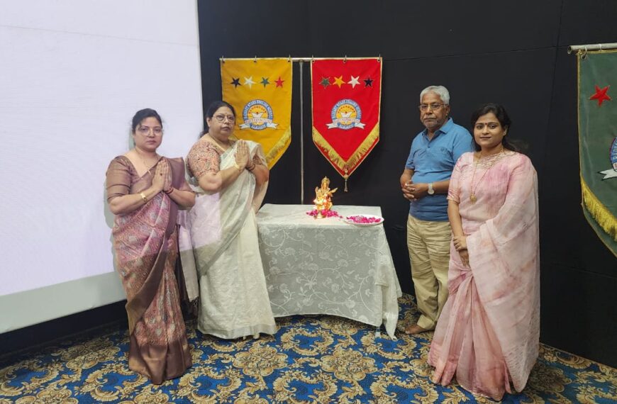 रेडियंट स्टार्स इंग्लिश स्कूल में…