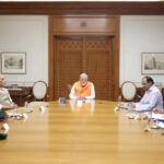 पीएम मोदी के आवास पर हाई लेवल सुरक्षा बैठक, डेढ़ घंटे चली बैठक खत्म सेना प्रमुख और शीर्ष अधिकारी रहे मौजूद