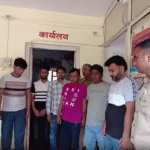 मेरठ में आईपीएल सट्टे के बड़े अड्डे पर पुलिस का छापा, सरगना अमित जैन का बेटा गिरफ्तार