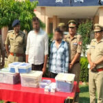 टप्पल में 75 लाख की ठगी का खुलासा: जाली दस्तावेजों से जमीन दिलाने का झांसा