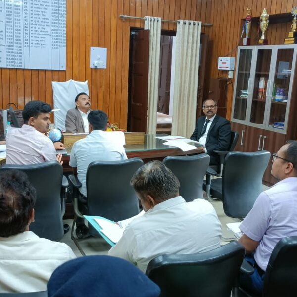 अलीगढ़: त्वरित न्याय और सुलह के लिए जुटा…