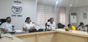 अलीगढ़ में जिलास्तरीय पोषण समिति की बैठक, कुपोषण&hellip;