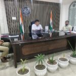 ऊर्जा सुधारों पर अलीगढ़ डीएम की बड़ी बैठक, जन असुविधा रोकने को बनी कार्ययोजना