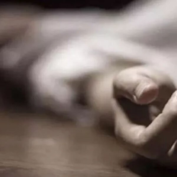 अलीगढ़: खैर क्षेत्र में डंपर से कुचलकर युवक&hellip;