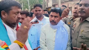आगरा: ज़मीन विवाद में पुलिस बर्बरता का शिकार&hellip;