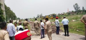 अलीगढ़: यमुना अथॉरिटी के नोटिफाई एरिया में चली&hellip;