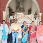 अलीगढ़: एएमयू गर्ल्स स्कूल में डेंटल हेल्थ कैंप आयोजित, 240 छात्राओं की जांच कर मुख स्वच्छता पर दी गई जागरूकता