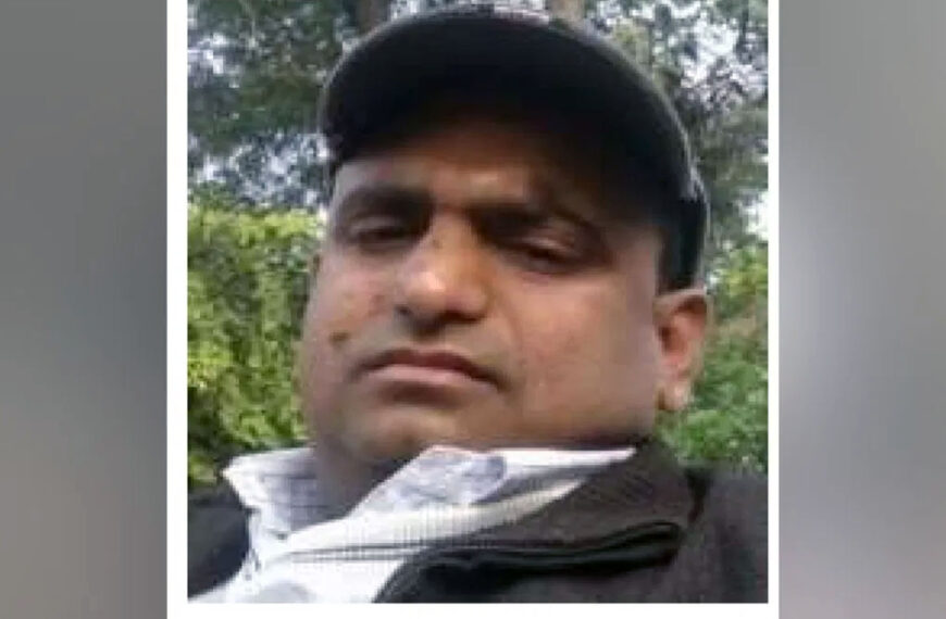 उत्तर प्रदेश सचिवालय में अनुभाग…