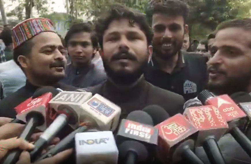 अलीगढ़: AMU छात्रों ने नगर निगम पर लगाया गुंडागर्दी का आरोप