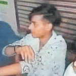 अलीगढ़: शटर तोड़कर चोरी की कोशिश कर रहे तीन बदमाशों को भीड़ ने दबोचा, जमकर की पिटाई