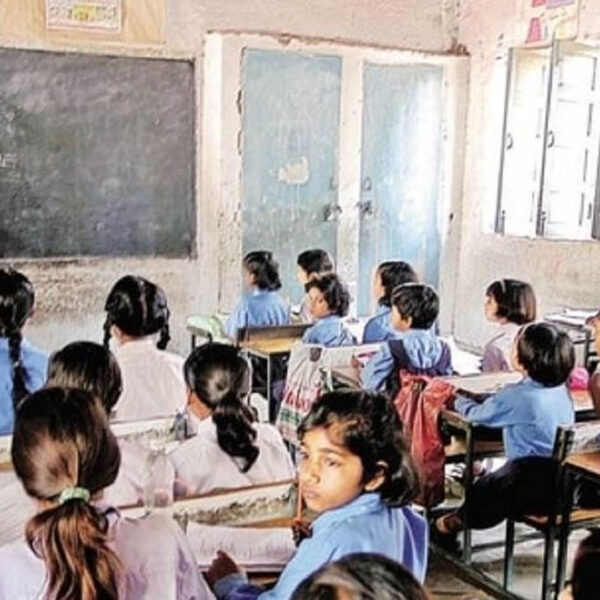 UP Teacher Transfer 2025 : आठ साल बाद&hellip;