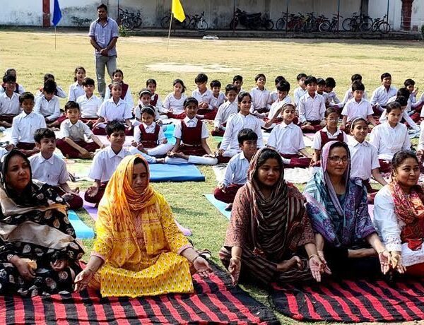 अलीगढ़ मुस्लिम विश्वविद्यालय में अंतरराष्ट्रीय योग दिवस की…