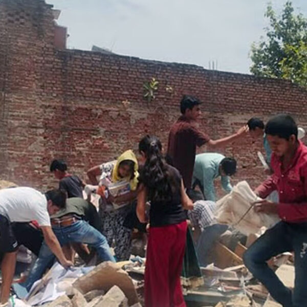 आगरा: ट्रांस यमुना कॉलोनी में किरायेदार की कॉपी-किताब&hellip;