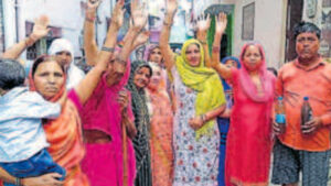 अलीगढ़: वार्ड-10 सराय बीनीयाल में गंदे पानी की&hellip;
