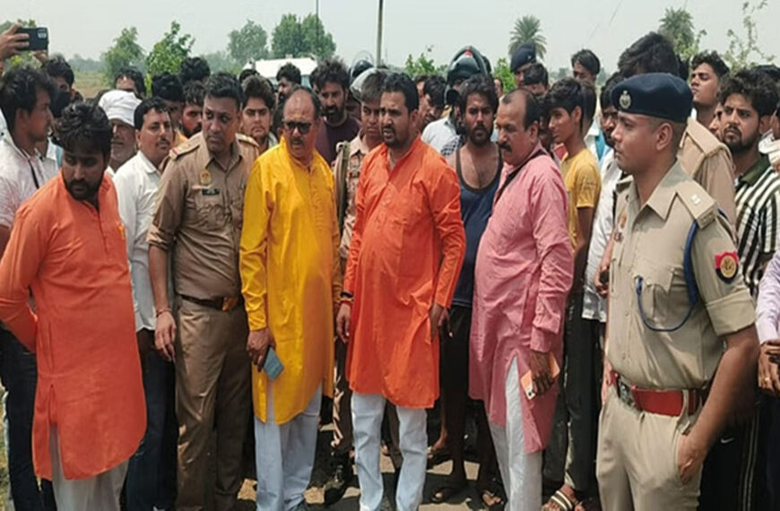 अलीगढ़: प्रतिबंधित पशु काटने के आरोप में चार&hellip;