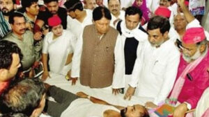 अलीगढ़: मांस कारोबारियों पर हमला: सपा सांसद बोले-&hellip;