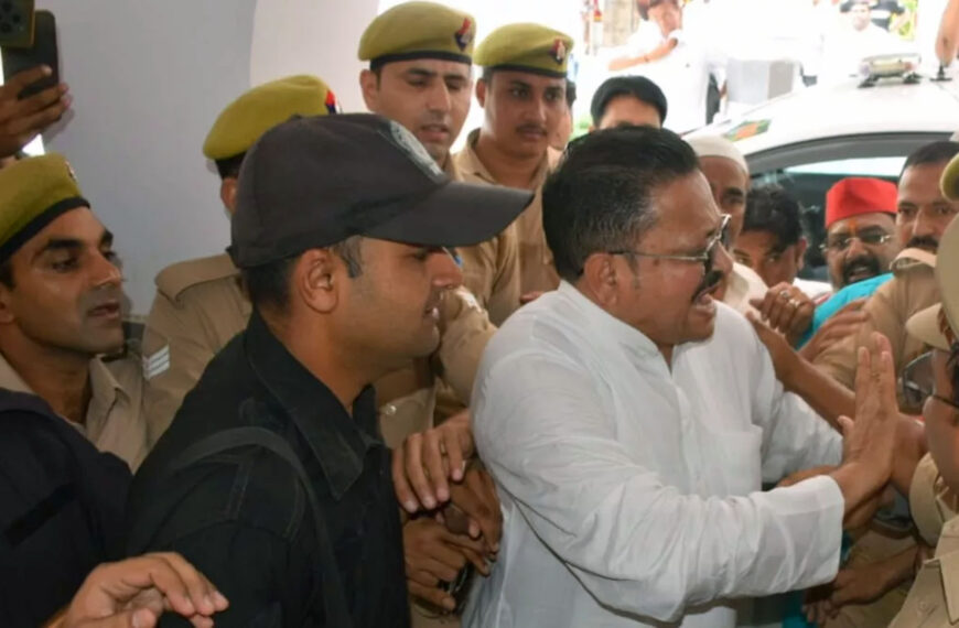 अलीगढ़: मीट कारोबारियों पर हमले…