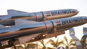 लखनऊ बना डिफेंस हब: आज से लखनऊ में&hellip;