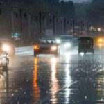 दिल्ली-NCR में तेज बारिश और आंधी का कहर, मौसम विभाग ने जारी किया येलो अलर्ट