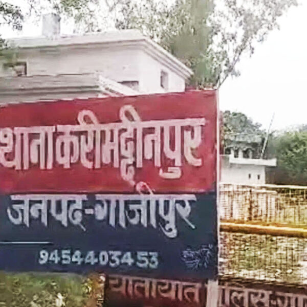 गाजीपुर: डंपर चोरी की हैरान करने वाली वारदात:&hellip;