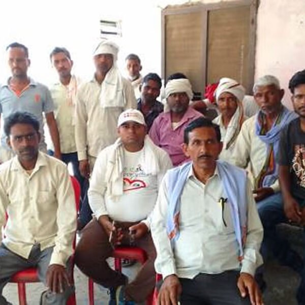 अलीगढ़: बिजली संकट से जूझ रहे गांवों के&hellip;