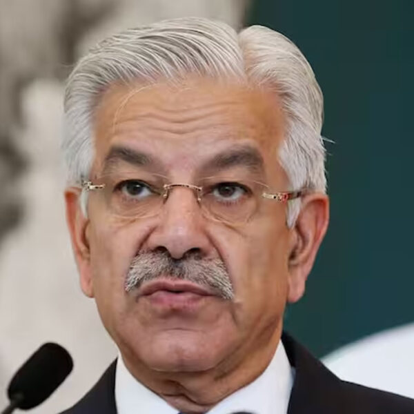 India Strikes in Pakistan: पाकिस्तान के रक्षा मंत्री&hellip;