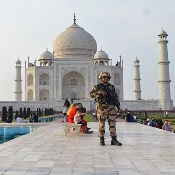 ऑपरेशन सिंदूर के बाद ताजमहल पर हाई अलर्ट,…