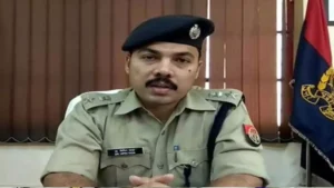 मेरठ: बकरीद पर सड़क पर नमाज नहीं, ड्रोन&hellip;