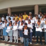 अलीगढ़ में हुआ जिलास्तरीय कार्यक्रम, छात्रों को मिली प्रोत्साहन राशि, टैबलेट और मेडल