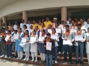 अलीगढ़ में हुआ जिलास्तरीय कार्यक्रम, छात्रों को मिली&hellip;