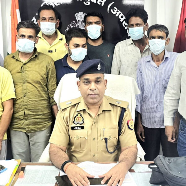 गाजियाबाद: फर्जी दस्तावेज़ों पर जमानत दिलाने वाला गैंग…
