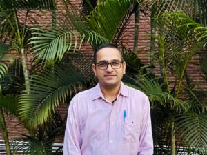 गांव बोलता है …..