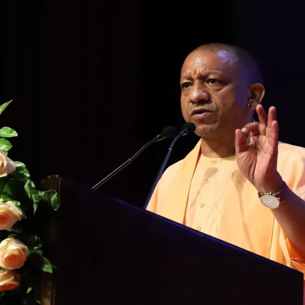 योगी आदित्यनाथ ने दोहराया ‘एक रहोगे तो नेक…