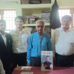 सुबोध कांत सहाय का जन्मदिन दीवानी परिसर अलीगढ़ में मनाया गया