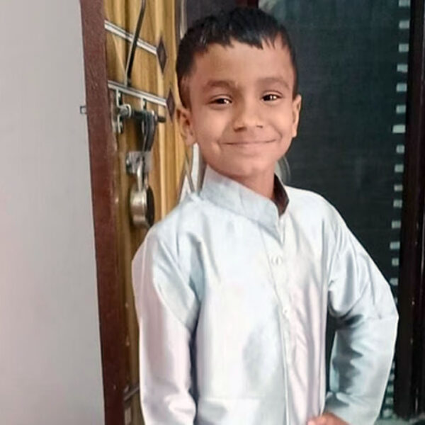 फिरोजाबाद: क्रिकेट मैच के दौरान गेंद लगने से&hellip;
