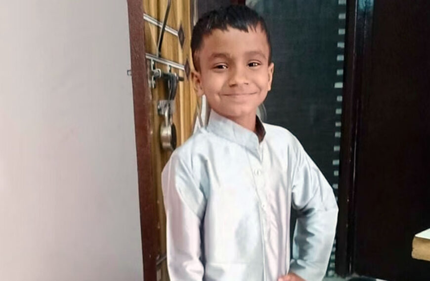 फिरोजाबाद: क्रिकेट मैच के दौरान गेंद लगने से 12 वर्षीय बालक की मौत, गुस्साए परिजनों ने अस्पताल में किया हंगामा