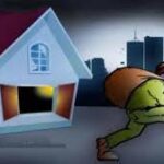 खैर में दिनदहाड़े बंद घर में चोरी, नकदी व लाखों के जेवरात लेकर फरार हुए चोर