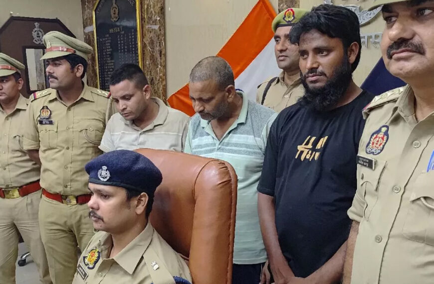 मेरठ: गाजियाबाद से चोरी की एंबुलेंस से बिहार में शराब तस्करी, पिता-पुत्र समेत तीन गिरफ्तार