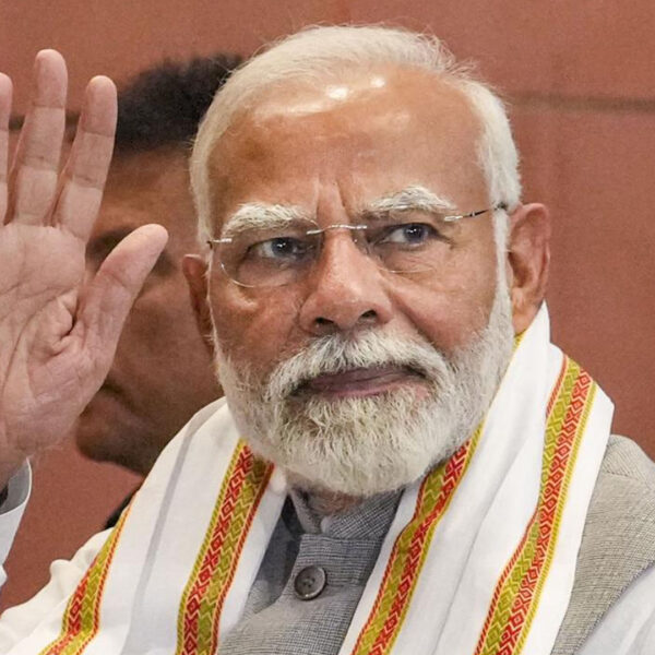 जी-7 शिखर सम्मेलन: पीएम मोदी को कनाडा के…