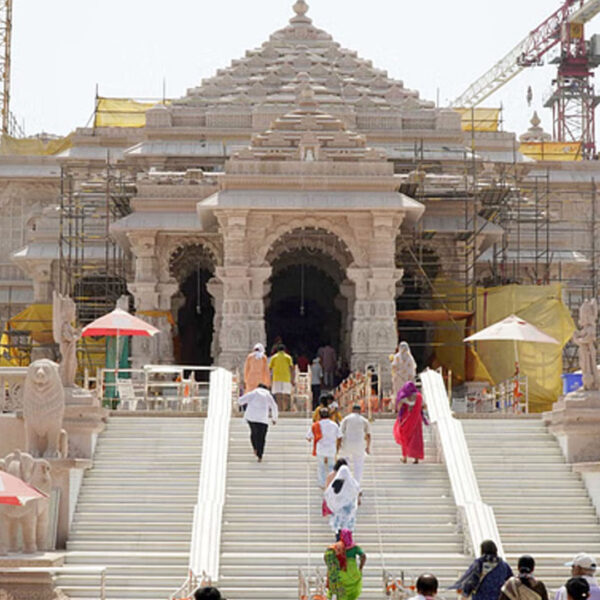 श्रीराम जन्मभूमि मंदिर में पहली बार टाइटेनियम का…