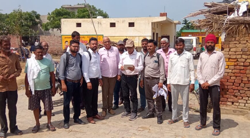 अलीगढ़: जिला अर्थ एवं संख्या अधिकारी ने सुदेशपुर में किया PLFS सर्वेक्षण का स्थलीय निरीक्षण