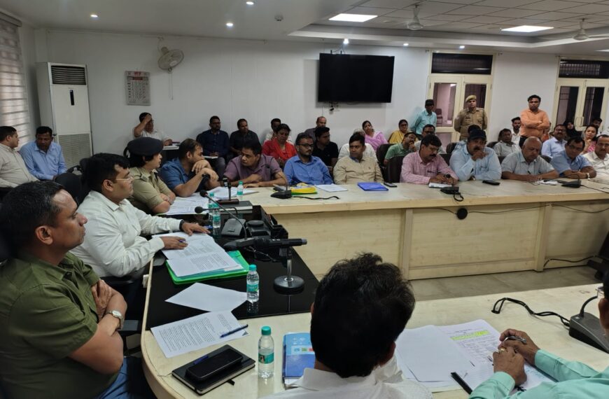 अलीगढ़ में गठित होंगी 21 नई पैक्स, 50 हजार किसानों को मिलेगा लाभ