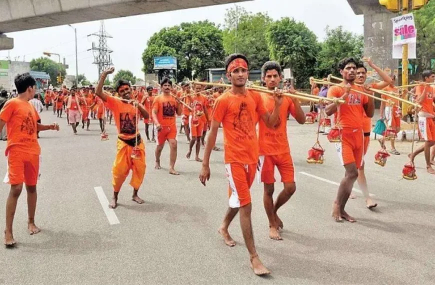 अलीगढ़: कांवड़ चोरी होने पर रोया कांवड़िया, पुलिस ने हरिद्वार से मंगाई नई कांवड़