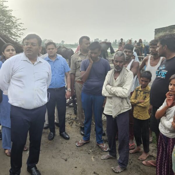अलीगढ़: संभावित बाढ़ को लेकर डीएम का महाराजगढ़&hellip;