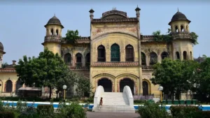 भातखंडे संस्कृति विश्वविद्यालय के दो प्रोफेसर व सात…
