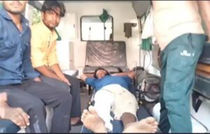 ओवरलोड मैक्स पलटी: 28 मजदूर घायल, 10 गंभीर…